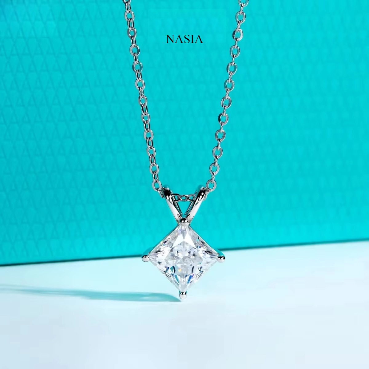 Moissanite Pendant Necklace Solitaire - FCGJHW 2 karat/3 karat/4 karat/5 karat