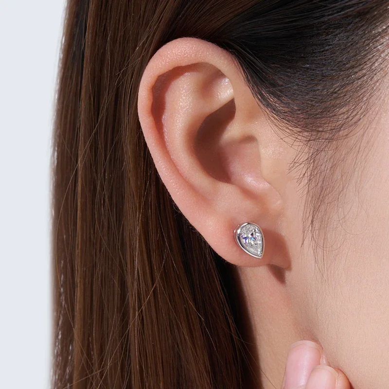 FCGJHW Çerçeveli, Armut Kesim  - Moissanite Stud Earrings Round Cut 1Ct incelemesi ve fiyatı