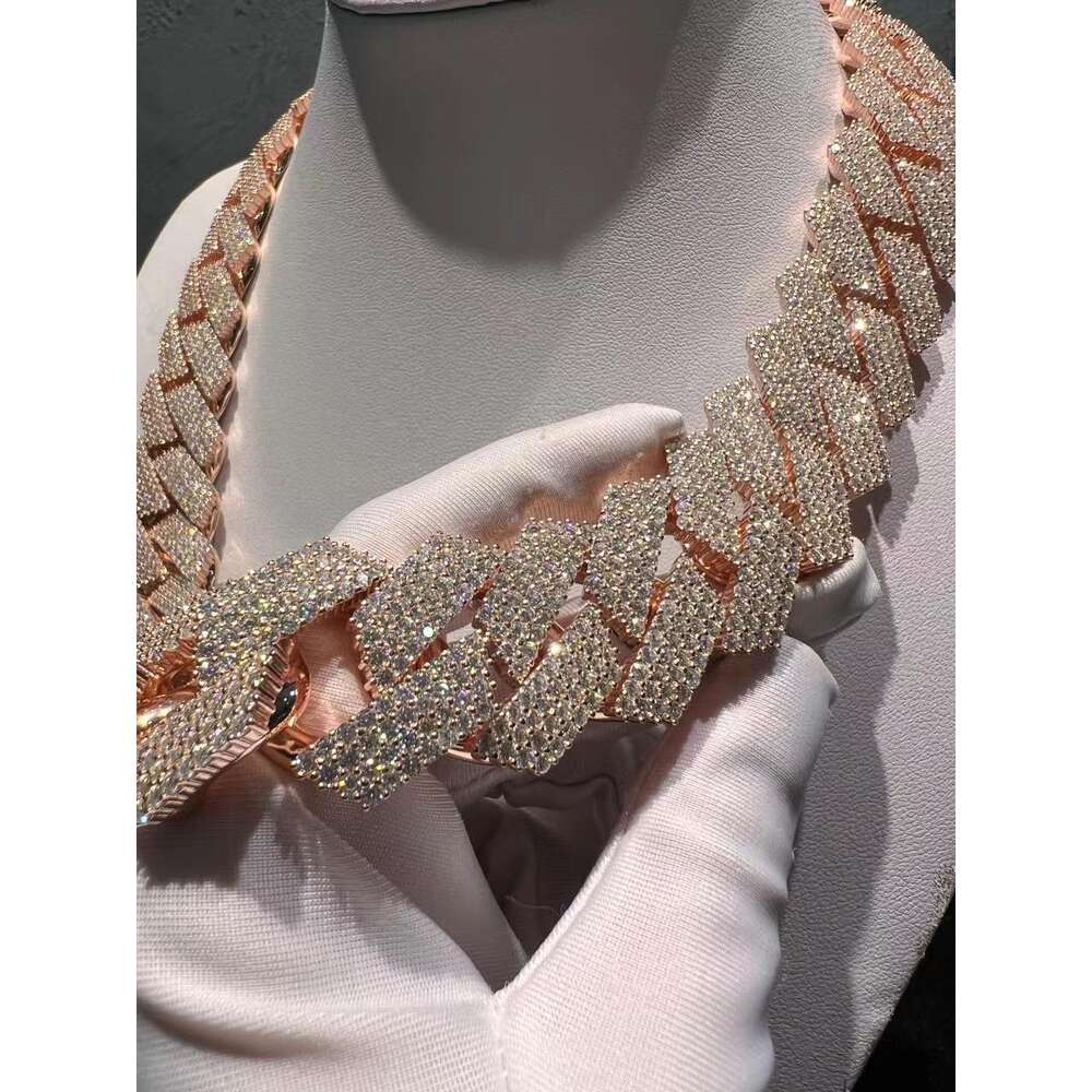 Lüks Hip Hop Lüks Miami Küba Z - Moissanite Cuban Link Chain Iced Out incelemesi ve fiyatı
