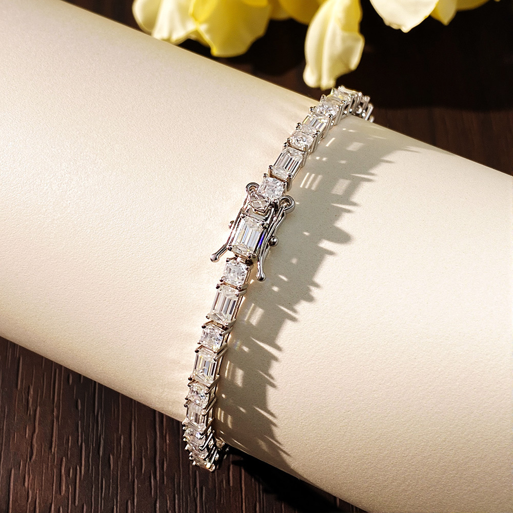 KNOBSPIN Zümrüt/Ascher Kesim M - Moissanite Tennis Bracelet 925 Sterling incelemesi ve fiyatı