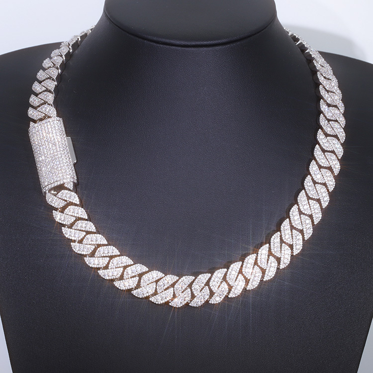 Test Pass Diamond 925 Gümüş El - Moissanite Cuban Link Chain Iced Out incelemesi ve fiyatı