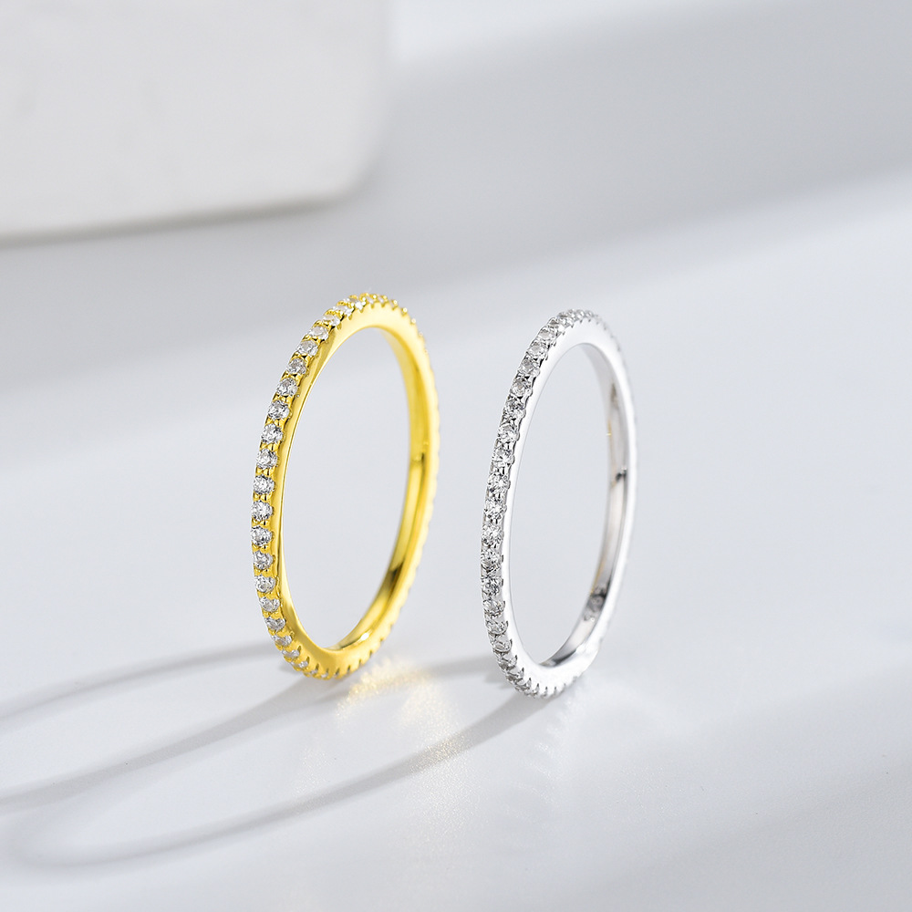 Kadınlar için İstiflenebilir S - Moissanite Eternity Band Ring Stackable incelemesi ve fiyatı