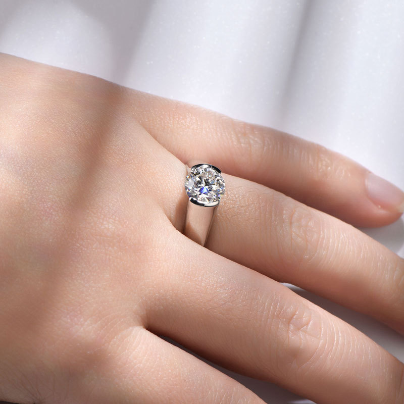 2 Karat Yuvarlak D Renk VVS1 M - Moissanite Engagement Ring 2 Carat D Vvs1 incelemesi ve fiyatı