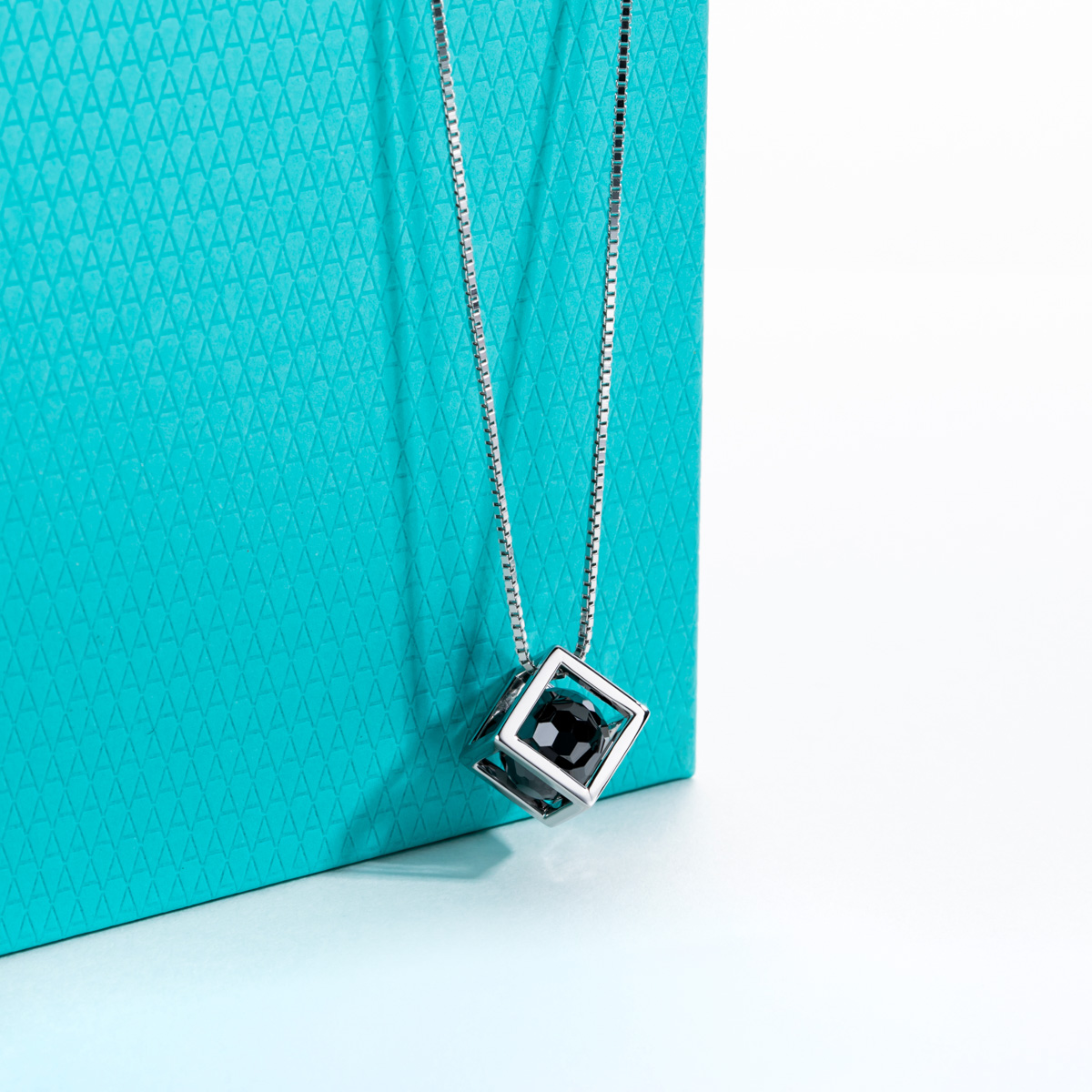 AnuJewel 8mm 4ct Küresel Kesim - Moissanite Pendant Necklace Solitaire incelemesi ve fiyatı