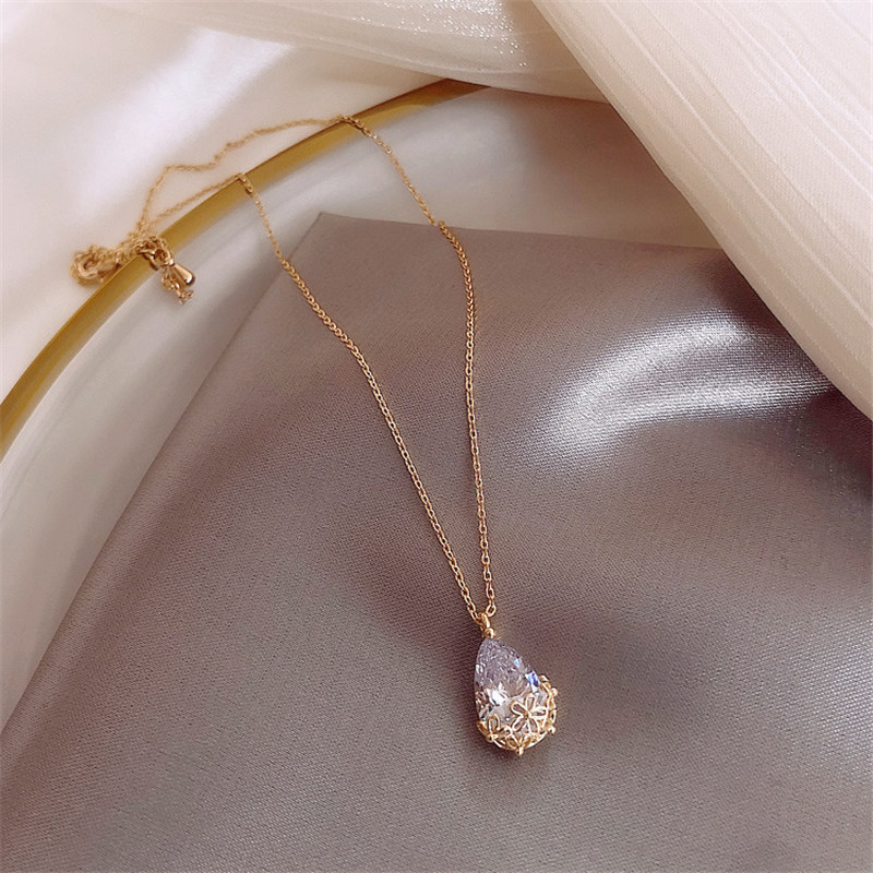 14K Altın Su Damlası Lab Elmas - Moissanite Pendant Necklace Solitaire incelemesi ve fiyatı