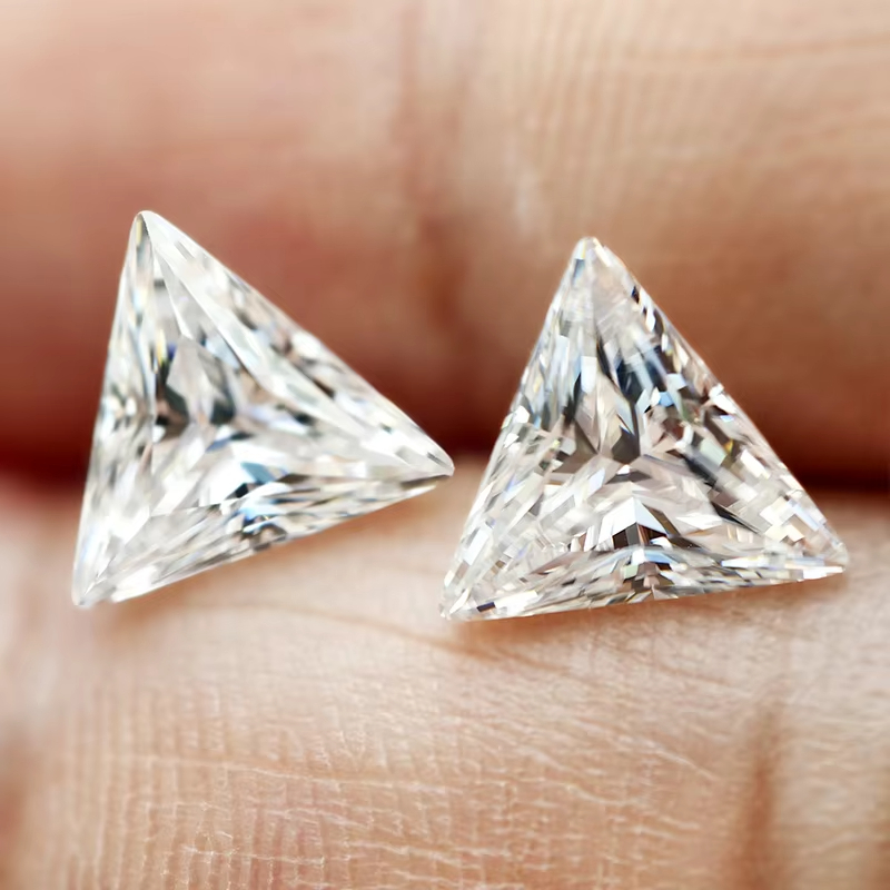 Yeni Beyaz Üçgen Kesim Mozanit - Gra Certificate Loose Moissanite Stone incelemesi ve fiyatı
